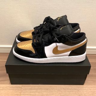 ナイキ(NIKE)のレア貴重ゴールドカラー❗️Nike air jordan 1 low GS 25(スニーカー)