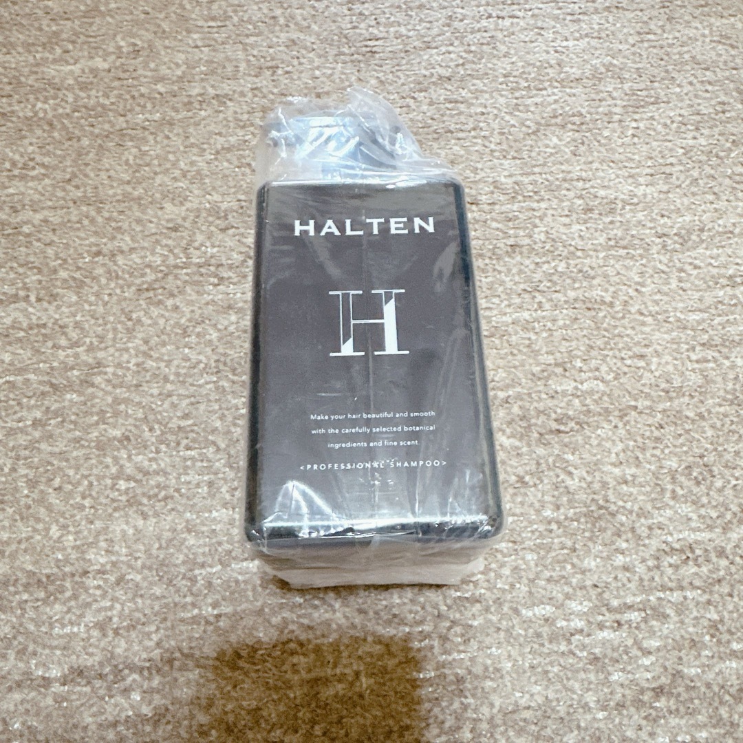 槙野智章プロデュース [HALTEN] 香水 シャンプー トリートメント セット コスメ/美容のヘアケア/スタイリング(シャンプー/コンディショナーセット)の商品写真