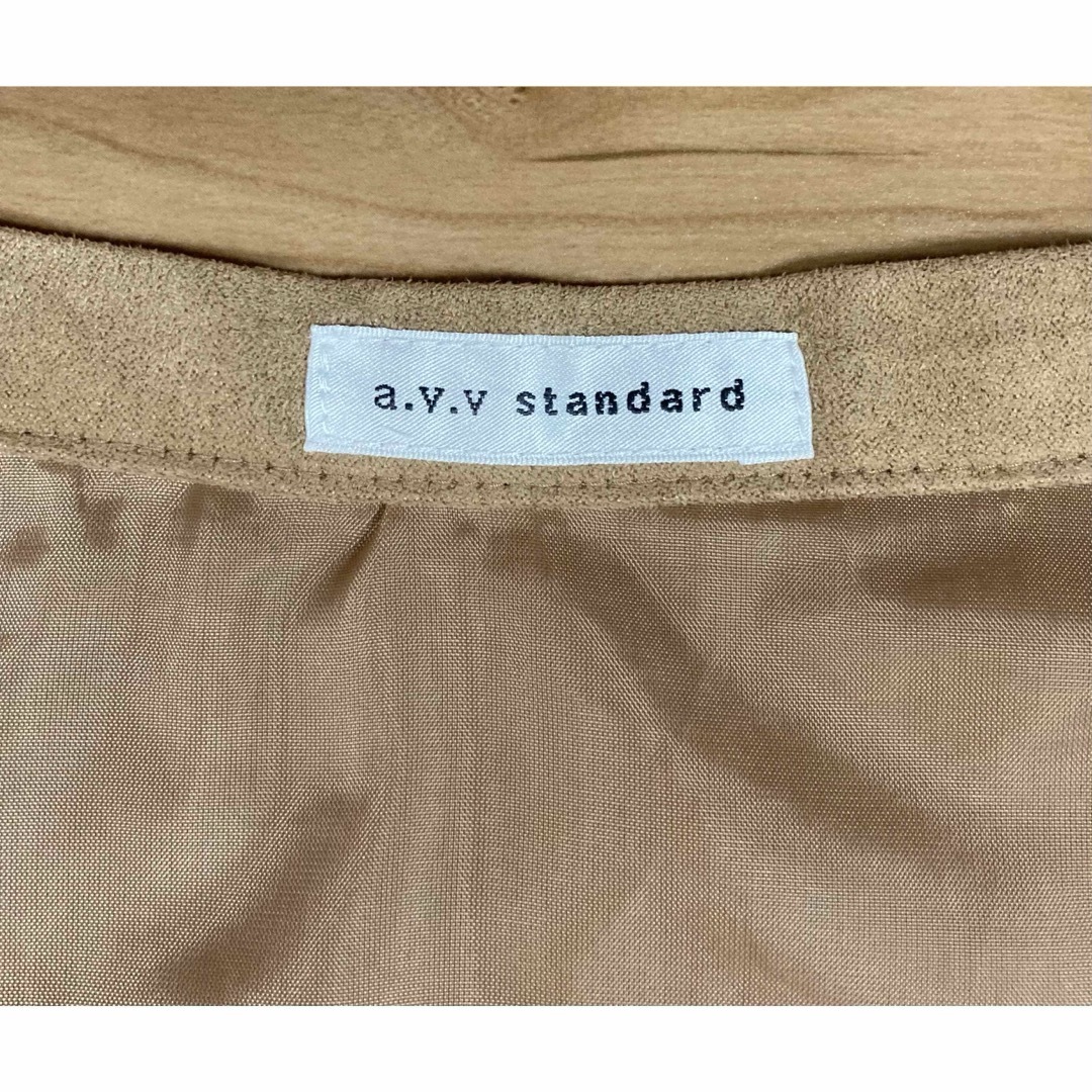 【a.v.v standard】プリーツスカート　キャメル　Mサイズ レディースのスカート(ひざ丈スカート)の商品写真