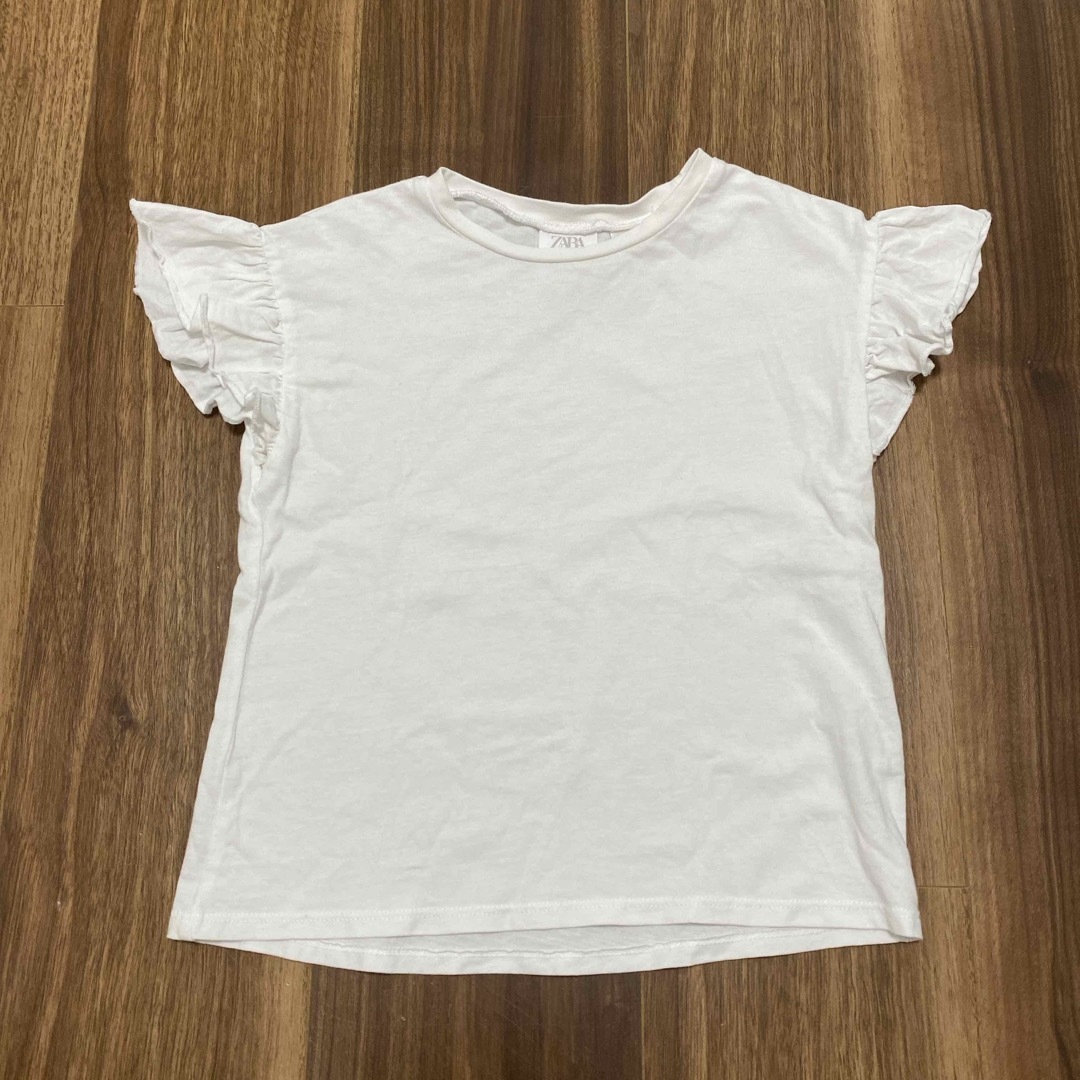 ZARA(ザラ)のZara 104cm キッズ/ベビー/マタニティのキッズ服女の子用(90cm~)(Tシャツ/カットソー)の商品写真