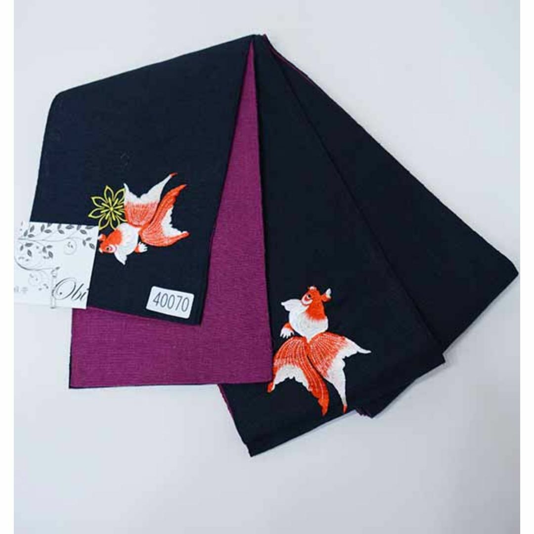 半幅帯 麻帯 浴衣帯 本麻 日本製 金魚柄刺繍 黒色×紫 NO40070 レディースの水着/浴衣(浴衣帯)の商品写真