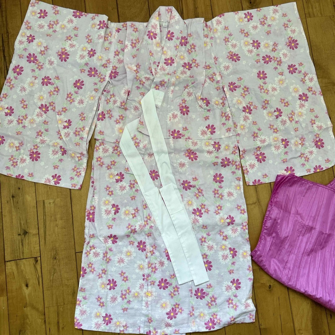 西松屋(ニシマツヤ)の女児　浴衣 キッズ/ベビー/マタニティのキッズ服女の子用(90cm~)(甚平/浴衣)の商品写真