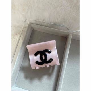 シャネル バレッタ/ヘアクリップの通販 900点以上 | CHANELの シャネル バレッタ/ヘアクリップの通販 900点以上 | CHANELの
