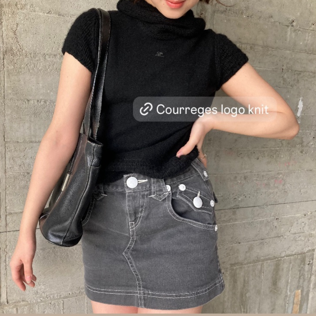 Courreges(クレージュ)のcourreges black short sleeve knit レディースのトップス(ニット/セーター)の商品写真