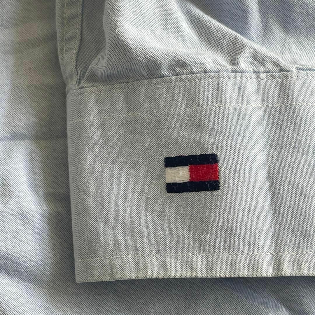 TOMMY HILFIGER(トミーヒルフィガー)のUSA古着 トミーヒルフィガー シャツ 長袖 刺繍 ビックサイズ 太アーム 水色 メンズのトップス(シャツ)の商品写真