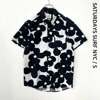 SATURDAYS SURF NYC - サタデーズサーフニューヨークシティー　大柄　総柄　花柄　モノトーン　半袖シャツ