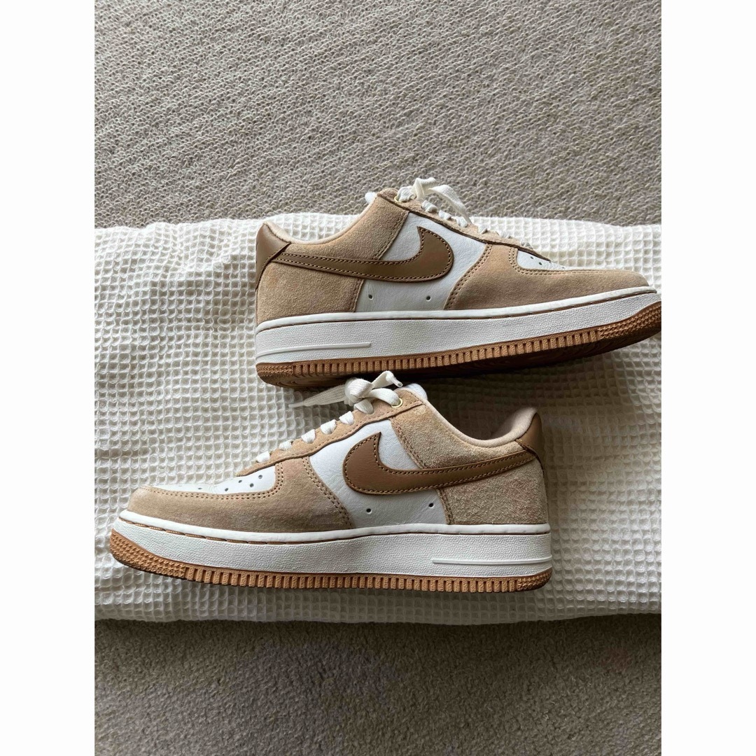 NIKE(ナイキ)の希少 nike Air Force 1 ナイキ エア フォース 1  23cm レディースの靴/シューズ(スニーカー)の商品写真