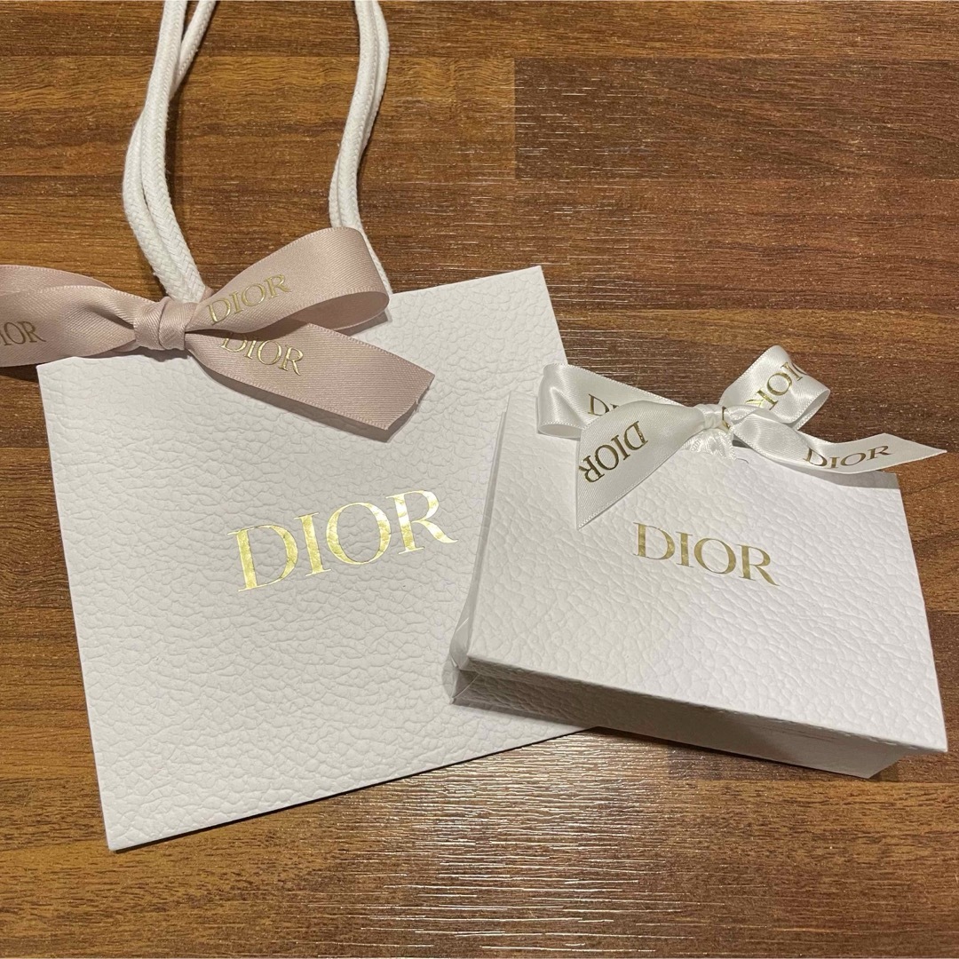 Dior(ディオール)のディオール アディクト リップスティック　ライラック　391 コスメ/美容のベースメイク/化粧品(口紅)の商品写真