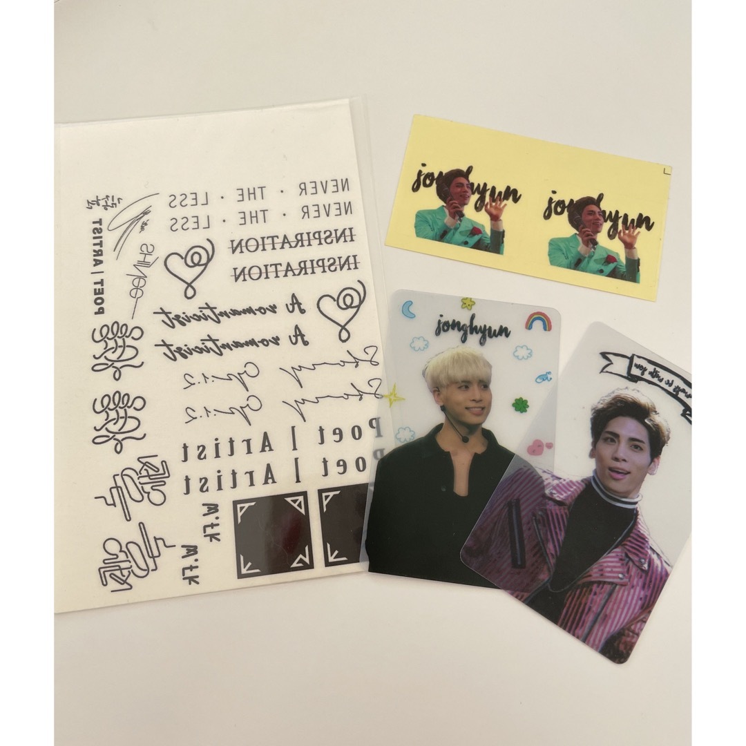 SHINee(シャイニー)のジョンヒョン　タトゥーシール エンタメ/ホビーのタレントグッズ(アイドルグッズ)の商品写真