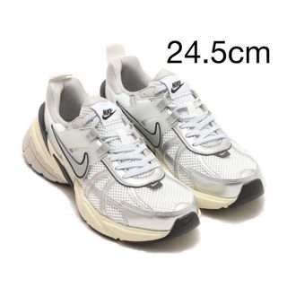 ナイキ(NIKE)の希少完売　NIKE   W V2K RUN  24.5cm(スニーカー)