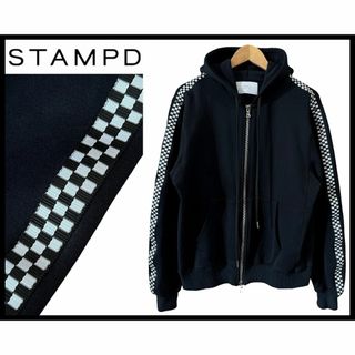 スタンプド(STAMPD)のSTAMPD スタンプド チェッカー柄 ジップ スウェット パーカー 黒 L(パーカー)