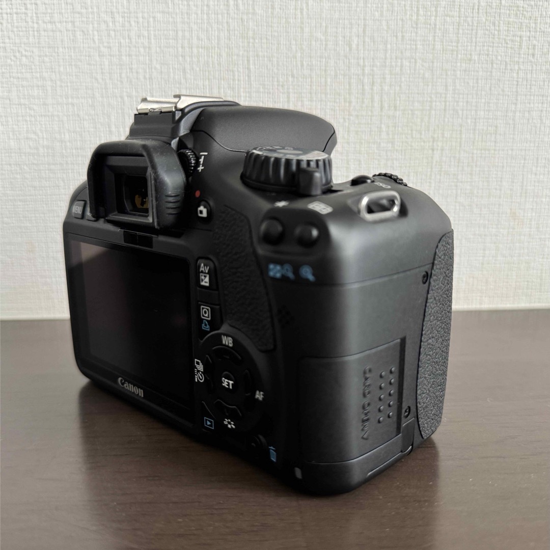 Canon EOS kissX4 ズーム&単焦点レンズセット Canon EOS kissX4 ズーム&単焦点レンズセット