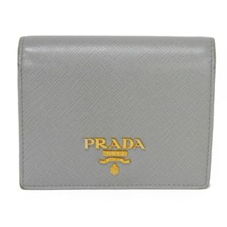 プラダ(PRADA)のPRADA プラダ サフィアーノ マルチカラー コンパクト ウォレット アルギラ セレステ グレー ブルー スナップボタン RFID ICチップ ロゴ メタル 二つ折り財布 1MV204 ZLP F0ZHT(財布)