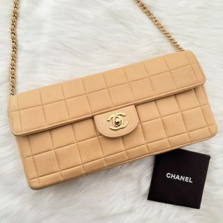 CHANEL - 【極美品】シャネル　チョコバー　ラムスキン　チェーンショルダー　ベージュ