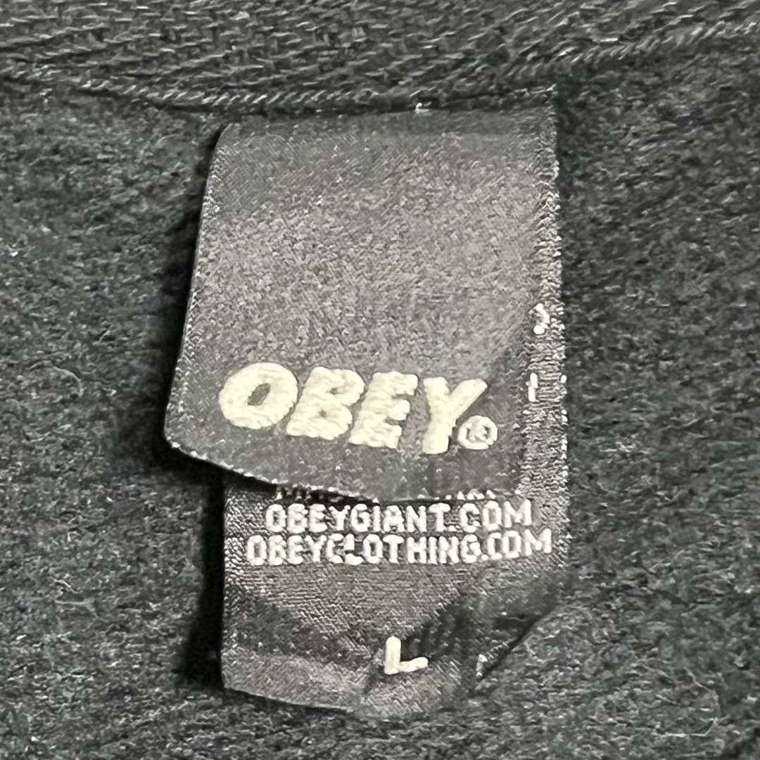 OBEY(オベイ)のOBEY オベイ メンズ スウェット トレーナー ロゴプリント 黒 迷彩柄 L メンズのトップス(スウェット)の商品写真