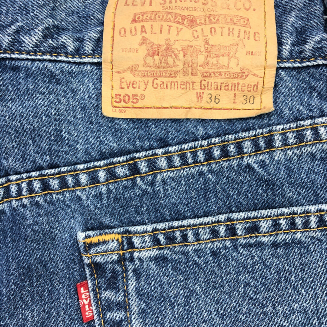 Levi's(リーバイス)の90年代 USA製 Levi's リーバイス 505 デニムパンツ アメカジ 紙タグ ライトブルー (メンズ W36 L30) 中古 古着 Q3640 メンズのパンツ(デニム/ジーンズ)の商品写真