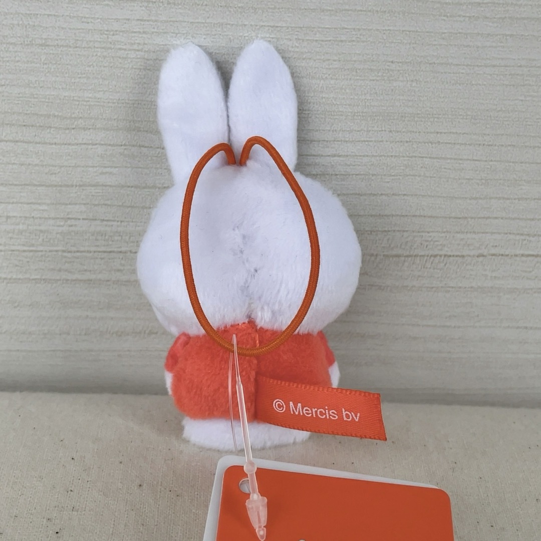 miffy(ミッフィー)のミッフィー　ぬいぐるみマスコット　ぷち　オレンジ エンタメ/ホビーのおもちゃ/ぬいぐるみ(キャラクターグッズ)の商品写真