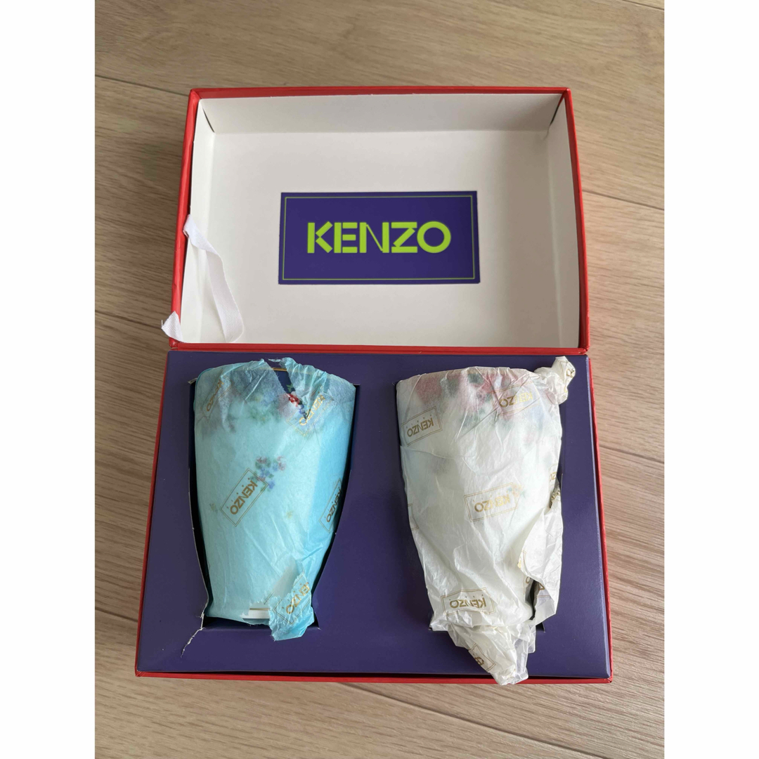 KENZO(ケンゾー)のKENZO ペアカップ 新品未使用 インテリア/住まい/日用品のキッチン/食器(グラス/カップ)の商品写真