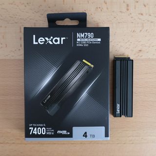 Lexar 内蔵SSD 4TB NM790 ヒートシンク付 ほぼ未使用 ①