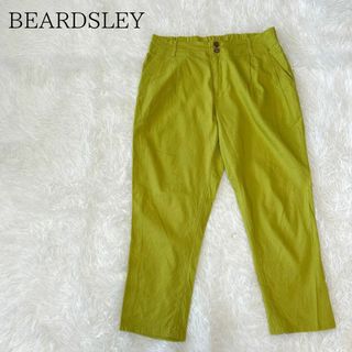 ビアズリー(BEARDSLEY)のBEARDSLEY ビアズリー リネン混テーパードパンツ グリーン(カジュアルパンツ)