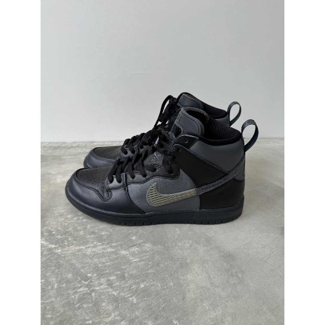 NIKE(ナイキ)のナイキSB ダンクハイ スニーカー ブラック 27.5cm NIKE WTAPS メンズの靴/シューズ(スニーカー)の商品写真