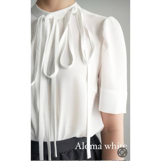 SHE Tokyo Aloma white シートーキョー　ブラウス(シャツ/ブラウス(半袖/袖なし))