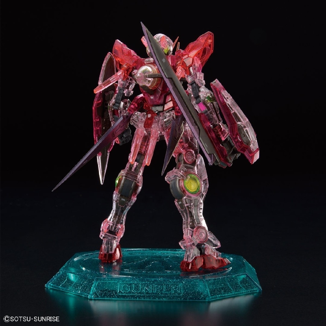 Real Grade（BANDAI）(リアルグレード)の未組立 ガンプラまとめ売り ガンダムOO ガンダムベース限定 クリアカラー エンタメ/ホビーのおもちゃ/ぬいぐるみ(プラモデル)の商品写真