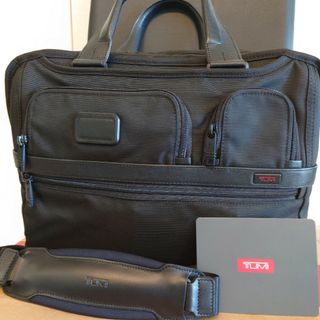 トゥミ(TUMI)の【ほぼ未使用】TUMI26141D2 Alpha2 エクスパンダブルブリーフ(ビジネスバッグ)