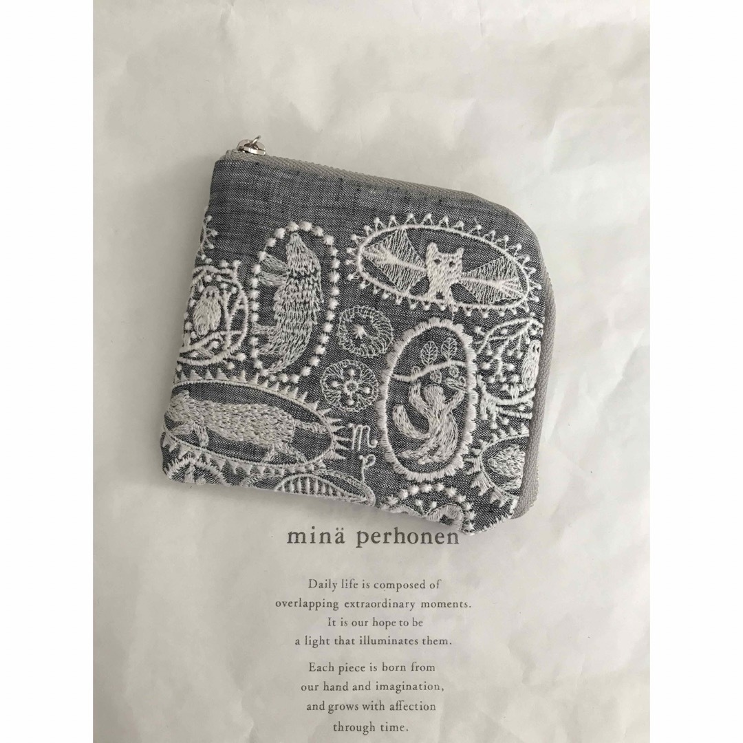 ミナペルホネン  ハンドメイド　L字ポーチ ハンドメイドのファッション小物(財布)の商品写真
