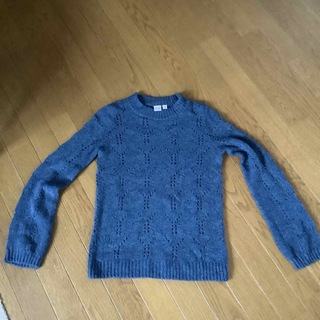 GAPの長袖カットソーニット　透かし編み　ブルー