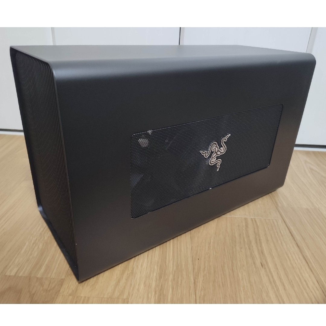 Razer(レイザー)のRazer Core X Chroma  eGPU 外付けGPU スマホ/家電/カメラのPC/タブレット(PC周辺機器)の商品写真