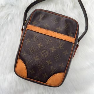 ルイヴィトン(LOUIS VUITTON)の【極美品】ルイヴィトン　モノグラム　ダヌーブ　ショルダーバッグ(ショルダーバッグ)