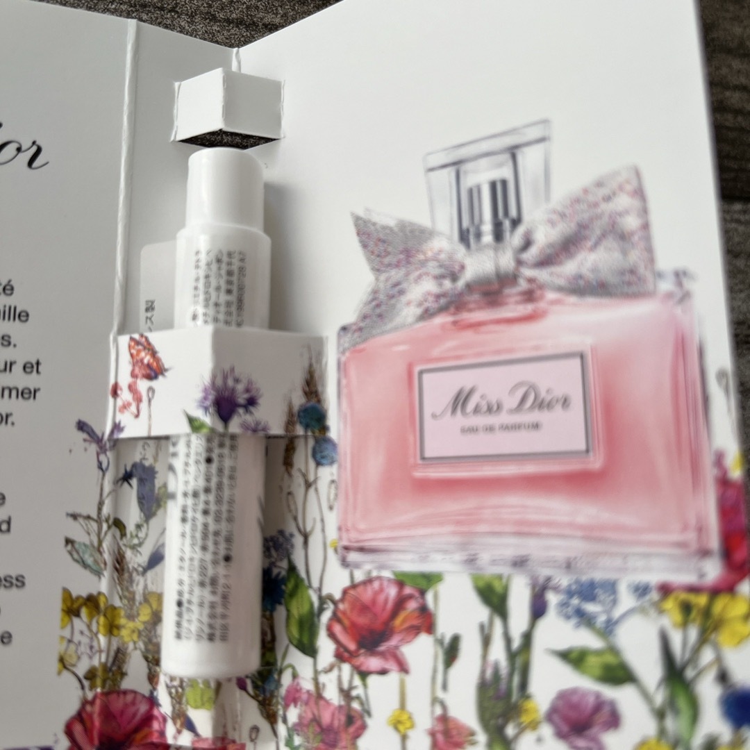 Dior(ディオール)の【Dior】MIss Dior ブルーミングブーケ　1ml コスメ/美容の香水(香水(女性用))の商品写真