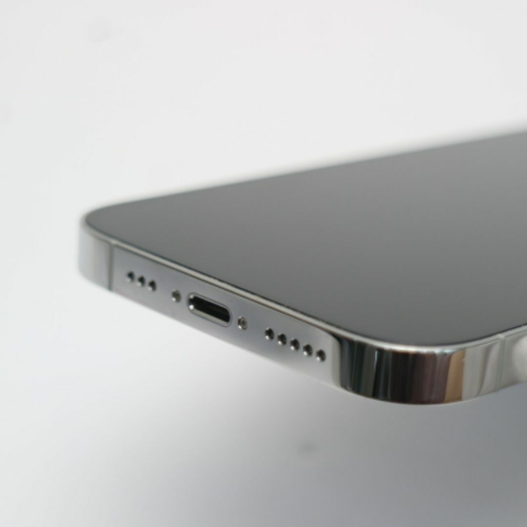 Apple(アップル)の超美品 SIMフリー iPhone14 Pro 512GB シルバー M444 スマホ/家電/カメラのスマートフォン/携帯電話(スマートフォン本体)の商品写真