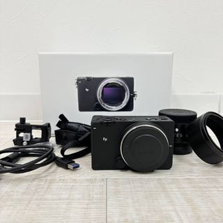 シグマ(SIGMA)の美品 2023年購入 SIGMA 45mm F2.8 DG DN KIT(ミラーレス一眼)