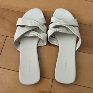 ザラ(ZARA)のザラZARA   サンダル　37 (サンダル)