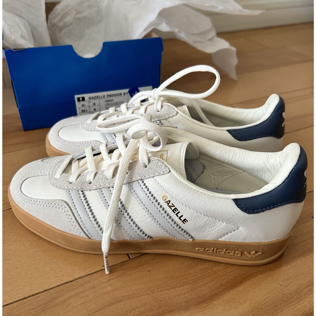 BEAUTY&YOUTH UNITED ARROWS(ビューティアンドユースユナイテッドアローズ)のアディダス　ガゼルGAZELLE INDOOR BEAUTY&YOUTH レディースの靴/シューズ(スニーカー)の商品写真