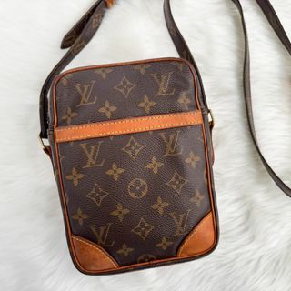 ルイヴィトン(LOUIS VUITTON)の【超極美品】ルイヴィトン　モノグラム　ダヌーブ　ショルダーバッグ(ショルダーバッグ)