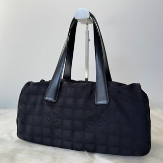 CHANEL - 【超極美品】シャネル　ニュートラベルライン　ミニボストン　ファスナー付き