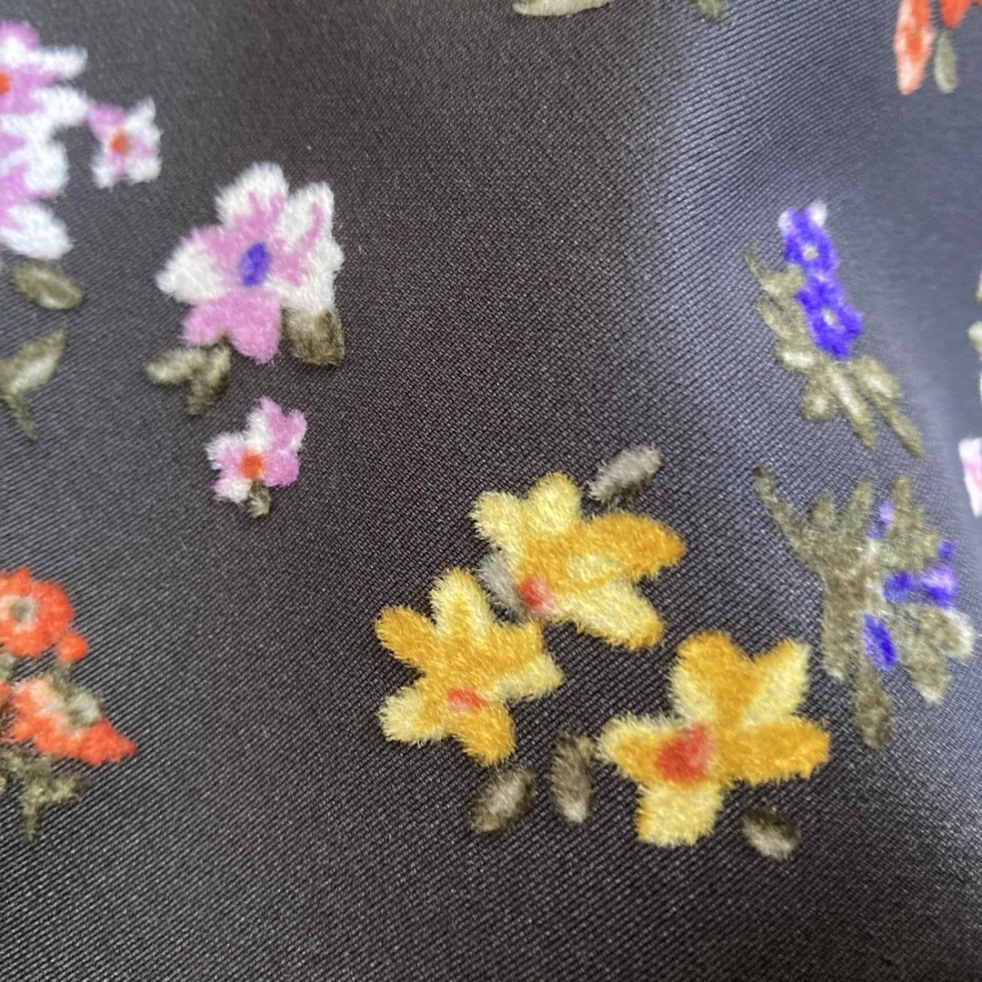 エムズグレーシお花柄スカート38 レディースのスカート(ひざ丈スカート)の商品写真