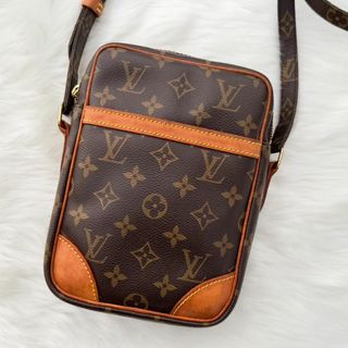 ルイヴィトン(LOUIS VUITTON)の【超極美品】ルイヴィトン　モノグラム　ダヌーブ　ショルダーバッグ(ショルダーバッグ)