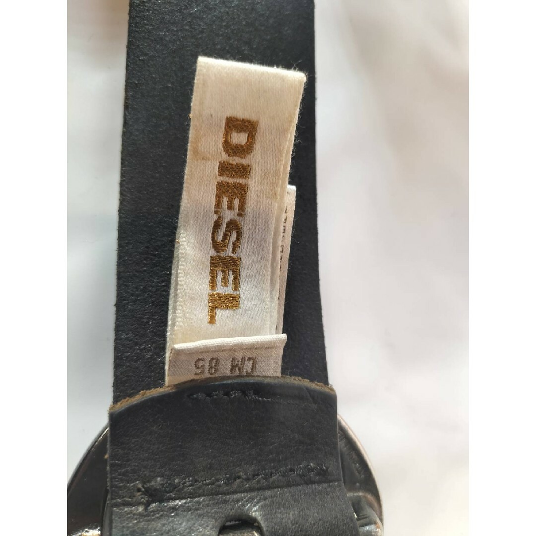 DIESEL(ディーゼル)の【美品】Oリングバックル　ＤＩＥＳＥＬ　高級レザーベルト　本革/真鍮　正規品 メンズのファッション小物(ベルト)の商品写真