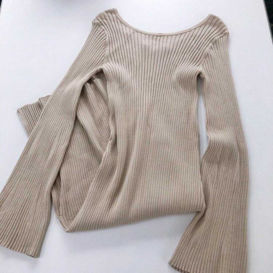 moussy(マウジー)のmoussy♡FLARE SLEEVE LONG KNIT♡フレアスリーブニット レディースのワンピース(ひざ丈ワンピース)の商品写真