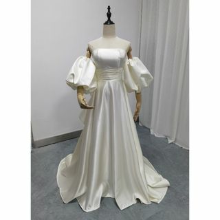 人気上昇！ウエディングドレス アイボリー ベアトップ  豪華なバックリボン 結婚(ウェディングドレス)