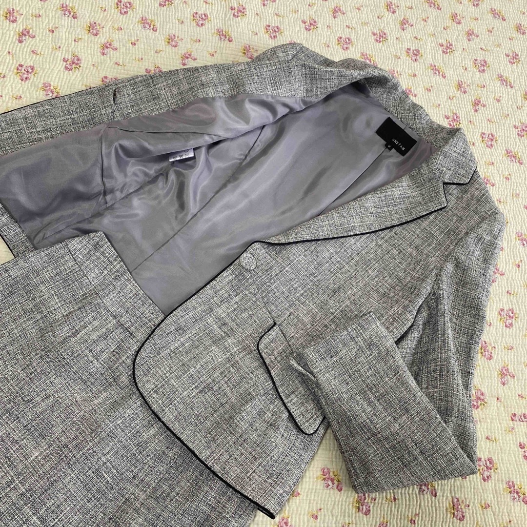 anyFAM(エニィファム)のエニィファム スカートスーツ 2 W68 入学入園 未使用に近い DMW レディースのフォーマル/ドレス(スーツ)の商品写真