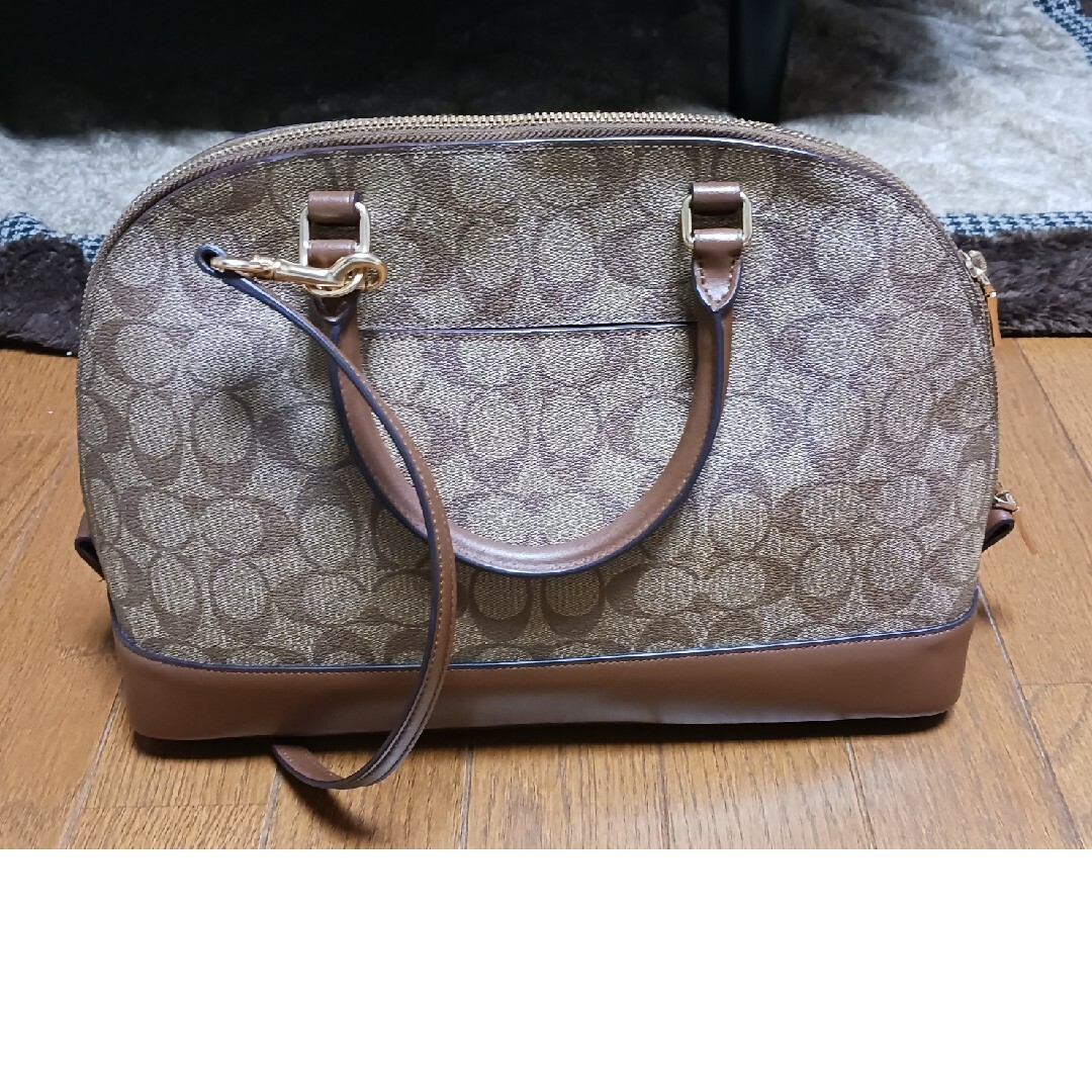 COACH(コーチ)のCOACH　2wayバッグ 　最後！早い者勝ち レディースのバッグ(ショルダーバッグ)の商品写真