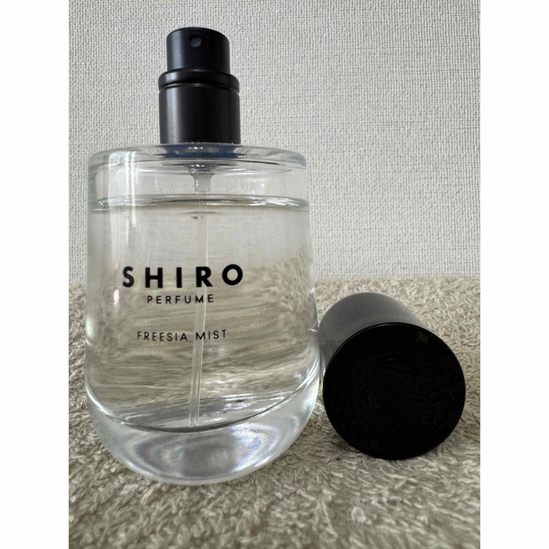 shiro(シロ)の【未使用に近い】shiro フリージアミスト オードパルファン50ml コスメ/美容の香水(ユニセックス)の商品写真