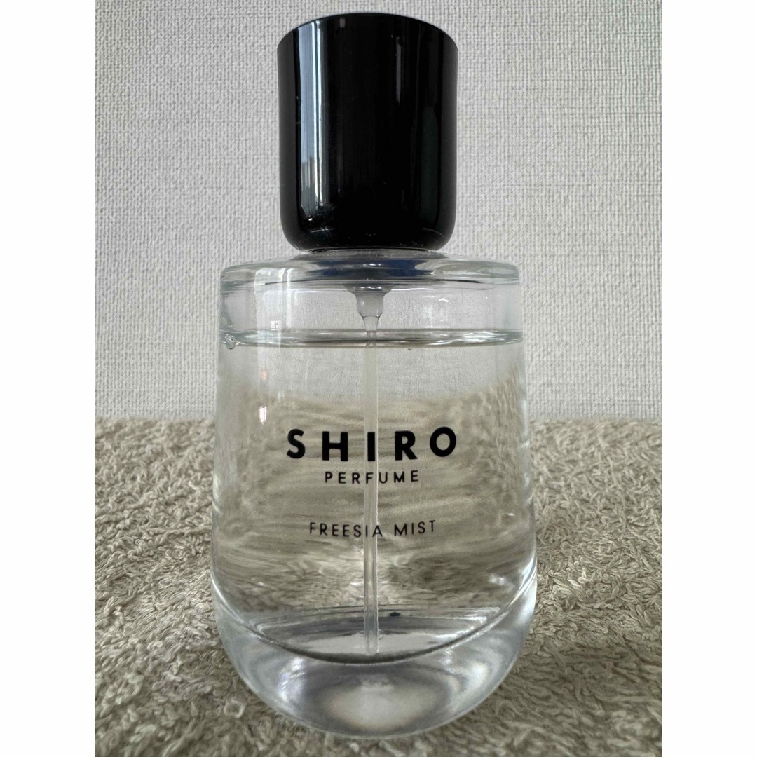 shiro(シロ)の【未使用に近い】shiro フリージアミスト オードパルファン50ml コスメ/美容の香水(ユニセックス)の商品写真