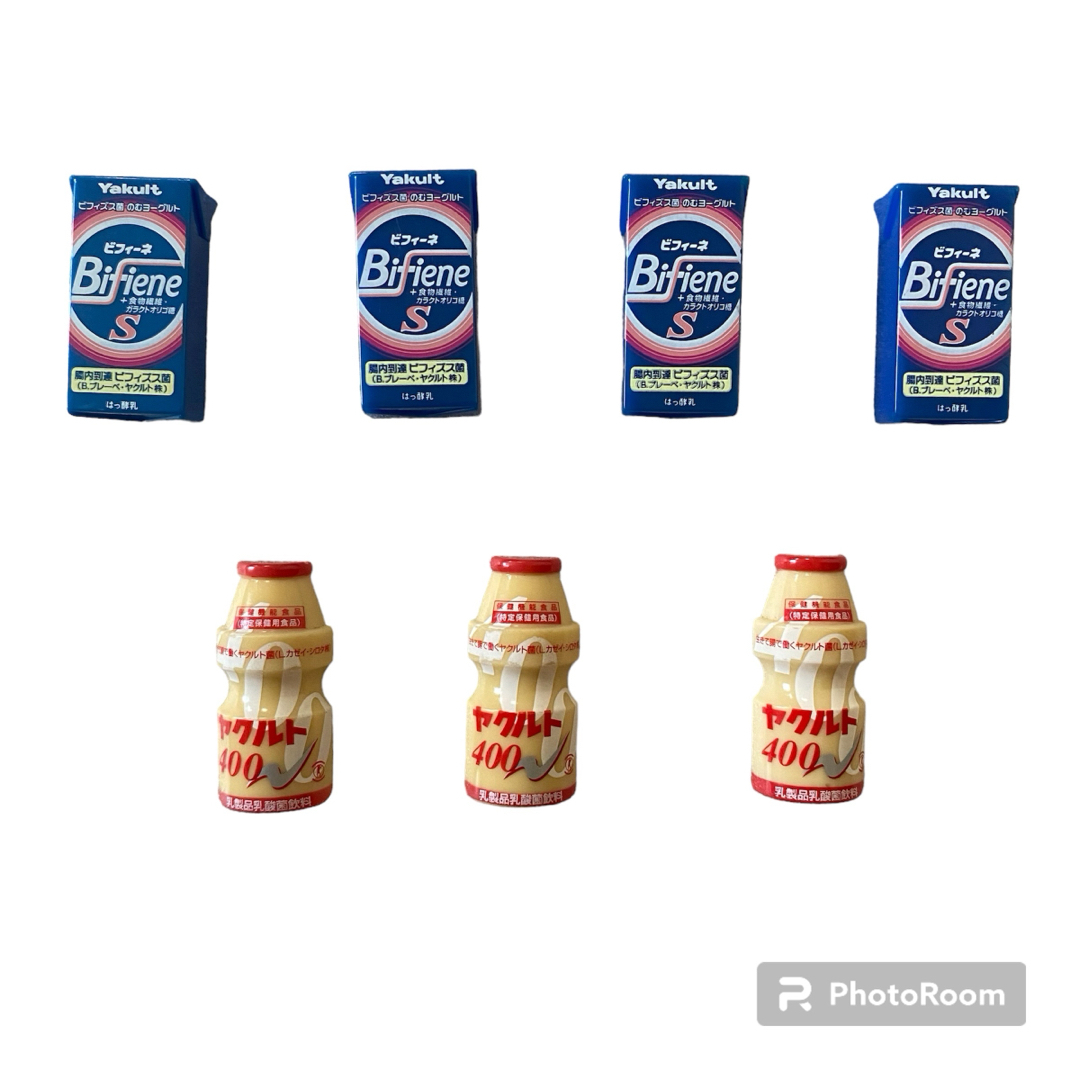 Yakult(ヤクルト)の【レア品】【非売品】ヤクルト400 ビフィーネS　ノベルティ　マグネット　冷蔵庫 エンタメ/ホビーのコレクション(ノベルティグッズ)の商品写真