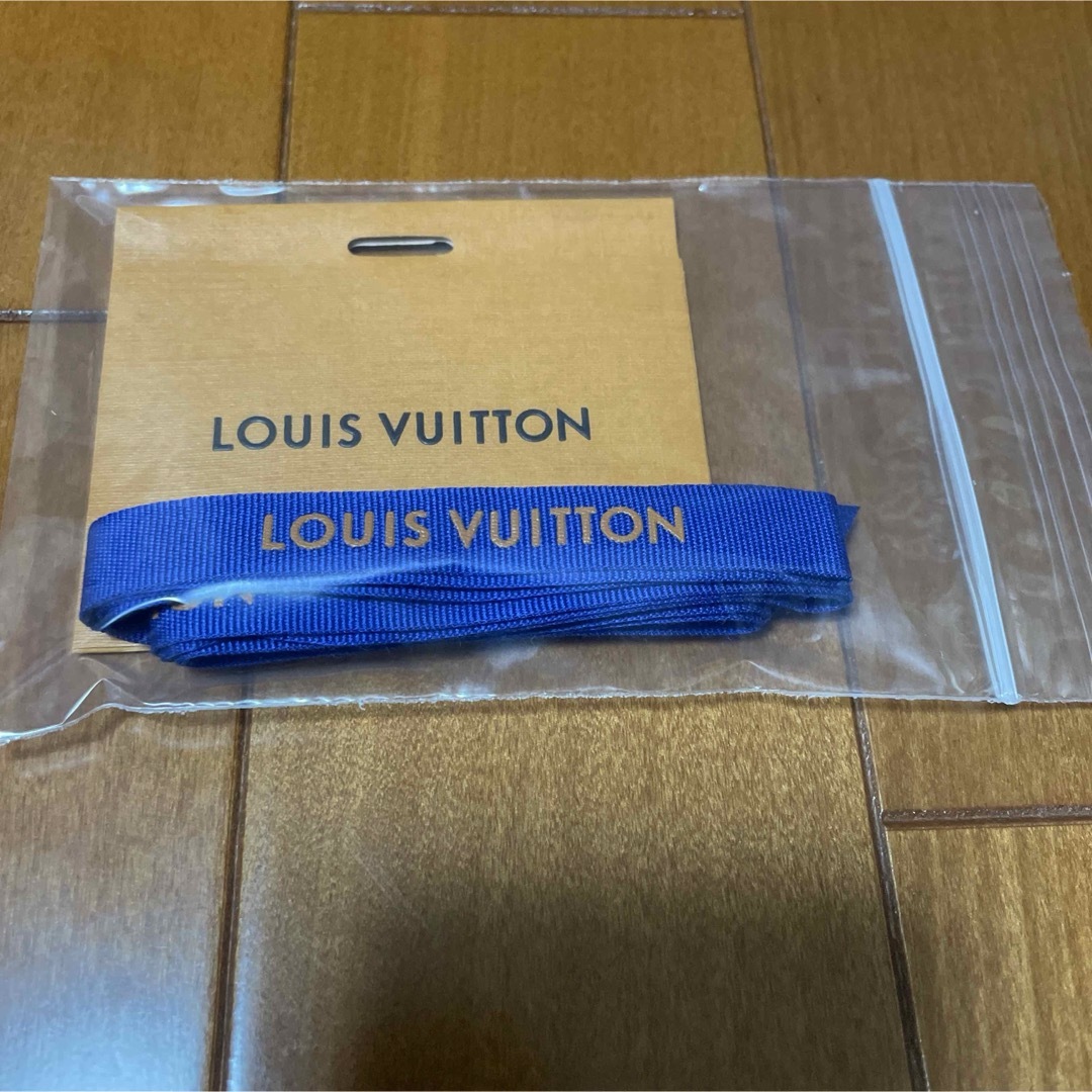 LOUIS VUITTON(ルイヴィトン)の2.ルイヴィトン  リボン メッセージカード セット レディースのバッグ(ショップ袋)の商品写真